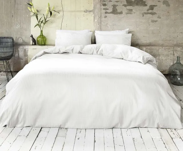 Nice Dreams Hotellinnen Dekbedovertrekken - 240x220 wit