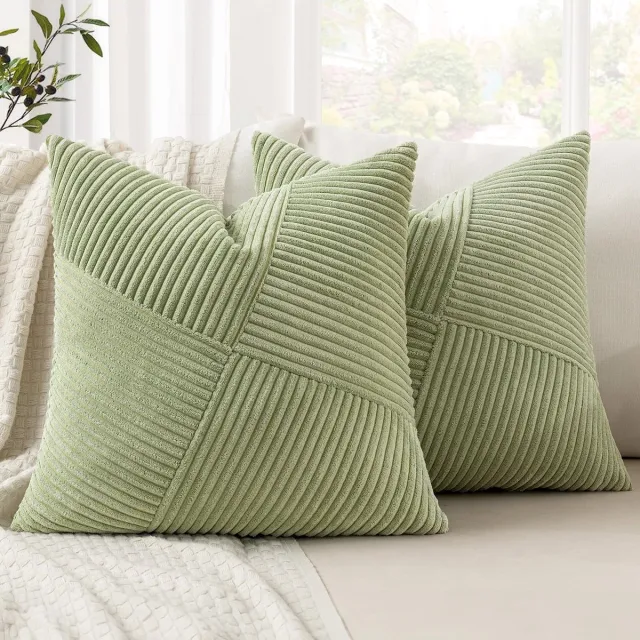 Ibenzoa Set van Twee Sierkussenslopen van Corduroy, 45 x 45 cm, Groen Streepmotief Bonengroen
