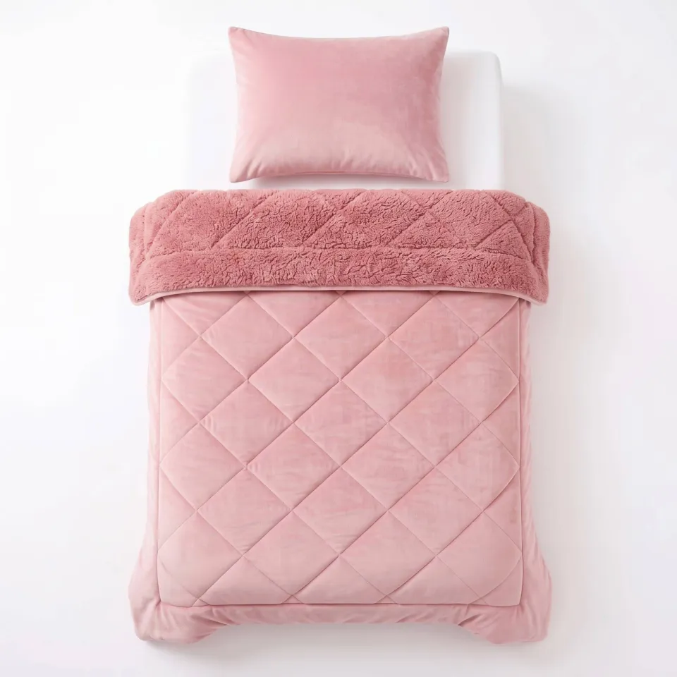 NOUS Living wasbaar dekbed velvet en teddy- Donkerroze
