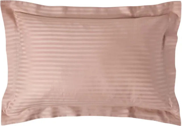 Homescapes kussensloop 48 x 74 cm Satijnen Streep met Opstaande Zoom - Taupe Beige 330 Draadtelling