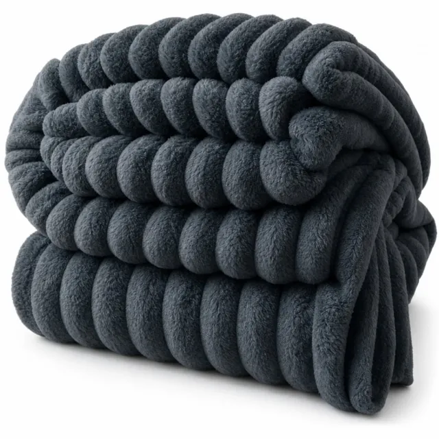 DELAGO Reversible Polyester Plaid Grijs – Zachte Pluche Deken met Reliëf